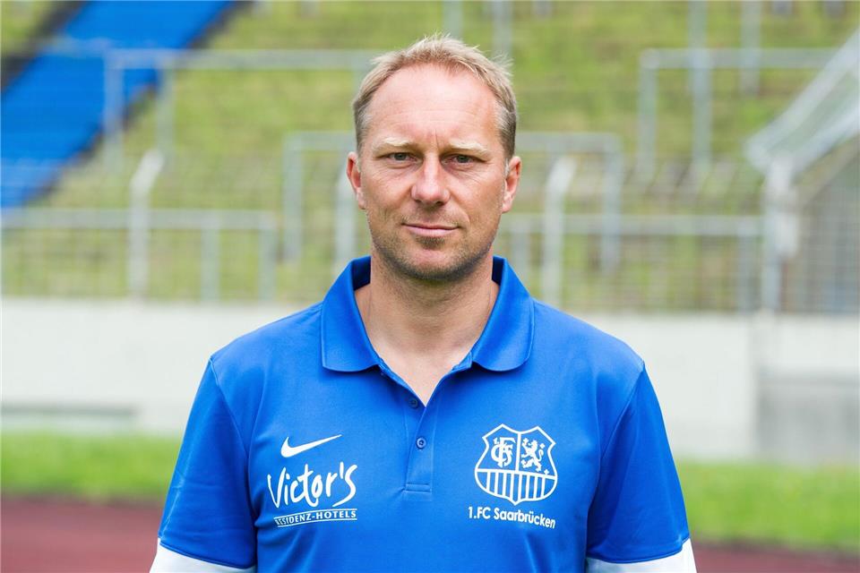 Jürgen Luginger bleibt Saarbrücken-Trainer bis Saisonende. (Archivbild)Oliver Dietze/dpa