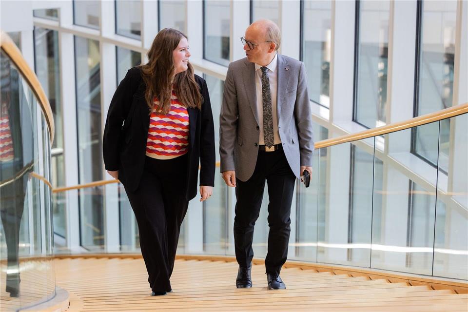 Jugendliche haben eine Meinung und sollten politisch mitbestimmen können, findet die Jugendlandtagspräsidentin Jule Cooper.Rolf Vennenbernd/dpa