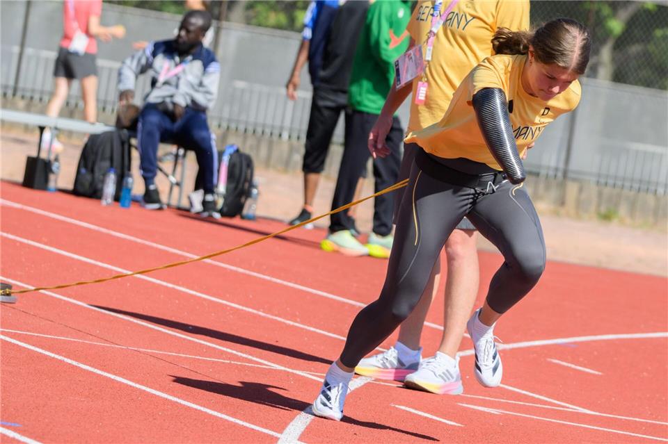 Para-Leichtathletin Roß gewinnt WM-Bronze Jule Roß hat bei der Para-Leichtathletik-WM in Indien Bronze gewonnen. (Archivbild)Julian Stratenschulte/dpa