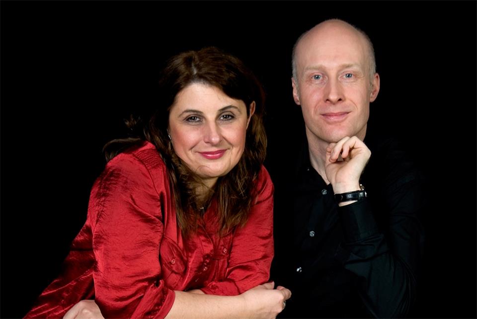 Julia Nikolajczyk (Mezzosopran) und Thorsten Schäffer.
