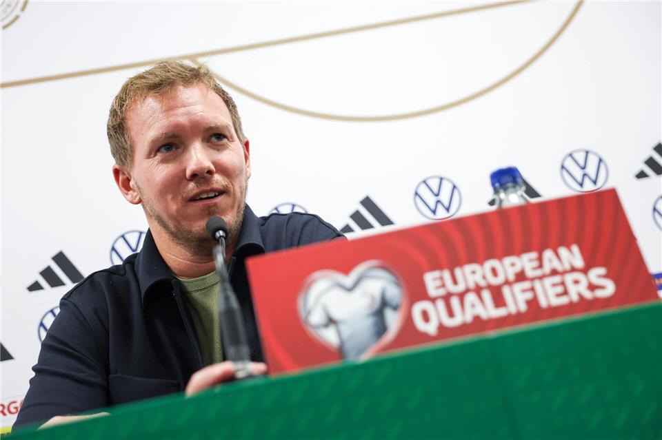 Julian Nagelsmann erwartet ein schweres Spiel in Belfast. Christian Charisius/dpa