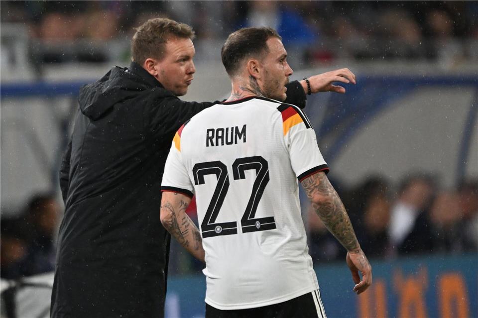 Julian Nagelsmann und David Raum haben eine Weltmeister-Tattoo-Wette laufen. (Archivbild) Federico Gambarini/dpa
