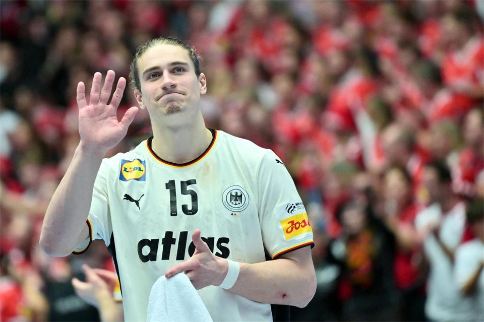 Juri Knorr wechselt 2027 zu Paris Saint-Germain. (Archivbild)Sina Schuldt/dpa