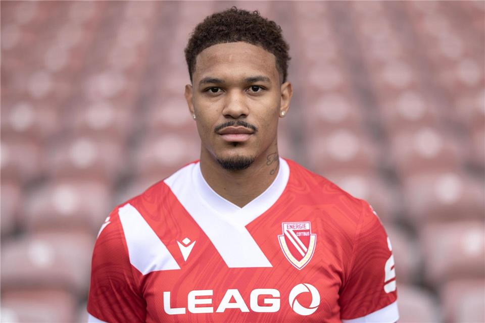 „Erschreckend“: Rassismusvorfall bei 1860-Sieg gegen Cottbus Justin Butler berichtete, dass er mit Affenlauten beleidigt wurde.Frank Hammerschmidt/dpa