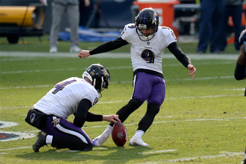 Justin Tucker saß zuletzt eine Sperre ab. (Archivbild)Mark Zaleski/AP/dpa