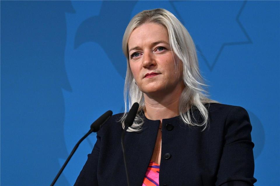 Justizministerin Meißner sieht in einer Verlängerung der Dienstzeit nicht die alleinige Lösung des Personalproblems in der Justiz. (Archivbild)Martin Schutt/dpa