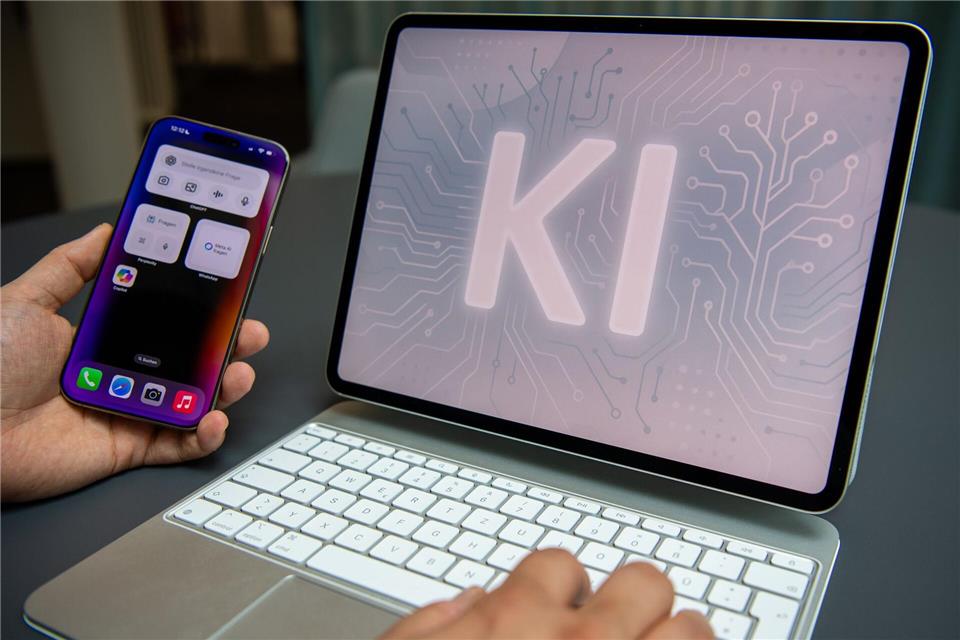 KI bleibt, der Mensch auch: Wer KI-Kompetenzen an den Tag legt, ist für die Zukunft gewappnet.picture alliance / dpa-tmn