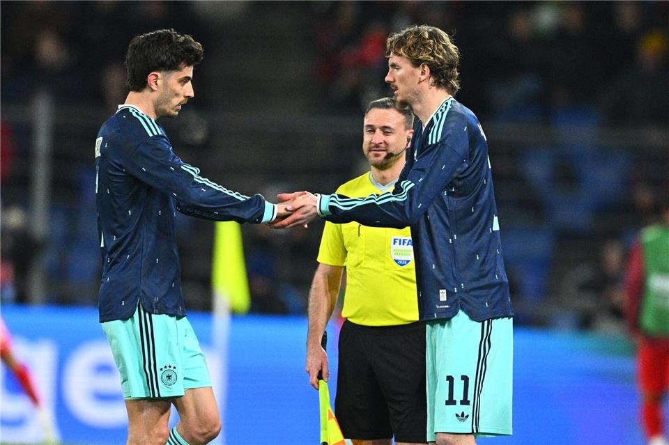 Kai Havertz (l.) und Nick Woltemade (r.) sind die Angreifer im DFB-Team. Tom Weller/dpa