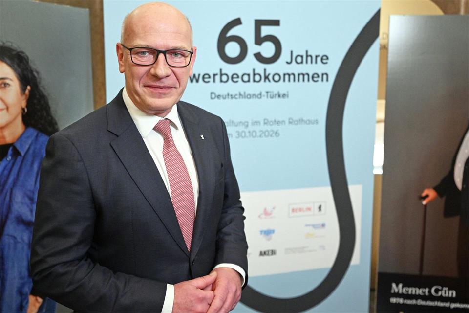Kai Wegner (CDU), Regierender Bürgermeister von Berlin, bei der Veranstaltung „65 Jahre deutsch-türkisches Anwerbeabkommen“.Jens Kalaene/dpa