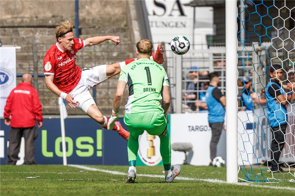 Kaiserslautern hatte keine Mühe beim RSV Eintracht Stahnsdorf.Andreas Gora/dpa