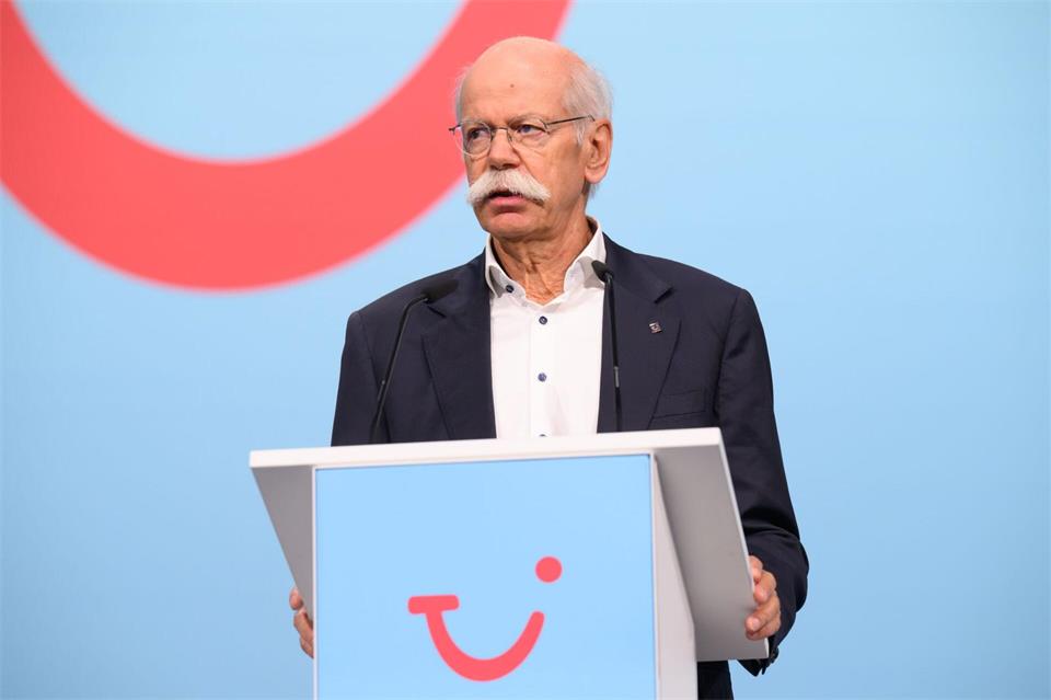 Kandidiert im Februar 2027 nicht wieder für den Tui-Aufsichtsrat: Dieter Zetsche. (Archivbild)Julian Stratenschulte/dpa
