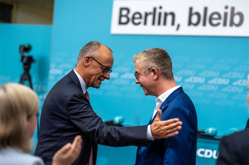 Kanzler und CDU-Chef Merz ruft zum Kampf gegen Ausländerfeindlichkeit aufMichael Kappeler/dpa