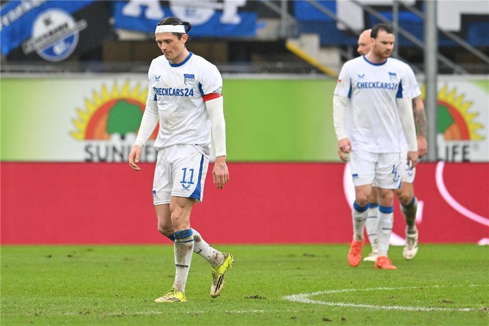 Kapitän Fabian Reese hatte sich die Rückrunde anders vorgestellt. Swen Pförtner/dpa