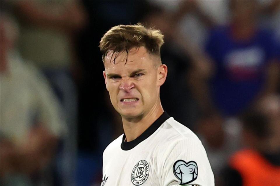 Kimmich schützt Collins: Kann 100 Länderspiele machen Kapitän Joshua Kimmich: Zuspruch für Nnamdi Collins - und wieder rechter Verteidiger gegen Nordirland?Christian Charisius/dpa