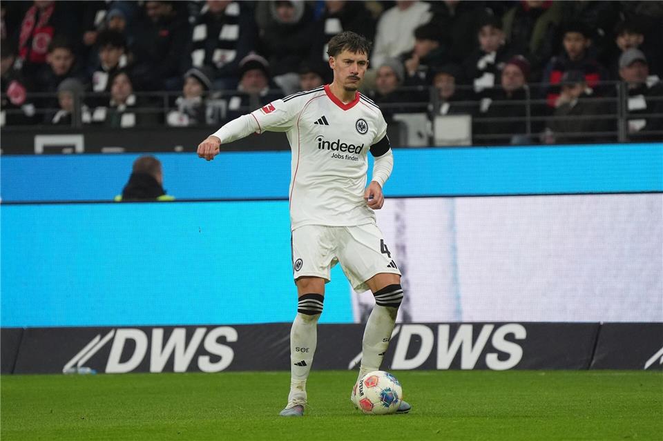 Kapitän Robin Koch ist wieder fit und gegen Freiburg dabei (Archivbild). Marc Schüler/dpa