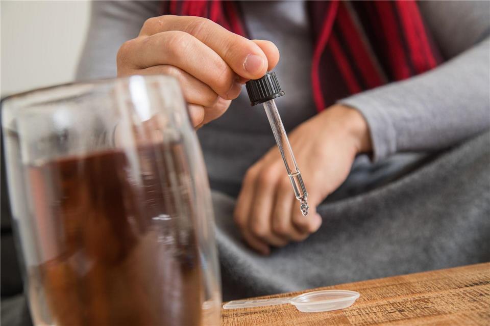 Kapseln, Tabletten, Tropfen, Säfte: Nahrungsergänzungsmittel mit Vitamin D gibt es in ganz unterschiedlichen Formen.picture alliance / dpa-tmn