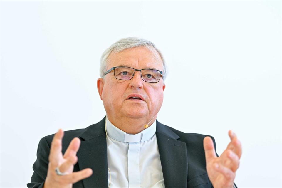 Karl-Heinz Wiesemann war der 96. Bischof von Speyer. (Archivbild)Uwe Anspach/dpa