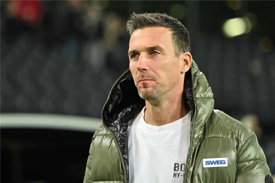 Kassierte die Niederlage in Folge: KSC-Trainer Christian Eichner Swen Pförtner/dpa