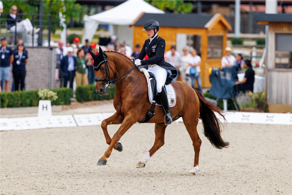 Katharina Hemmer gewann mit ihrem Pferd Denoix in Hagen den Grand Prix. (Archivbild) Stefan Lafrentz/Sportfotos Lafrentz/dpa