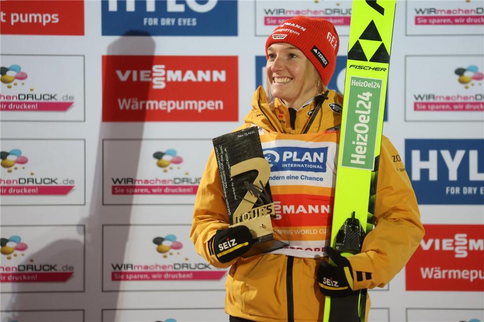 Katharina Schmid kämpft seit Jahren für eine Vierschanzentournee der Frauen. (Archivfoto)Karl-Josef Hildenbrand/dpa