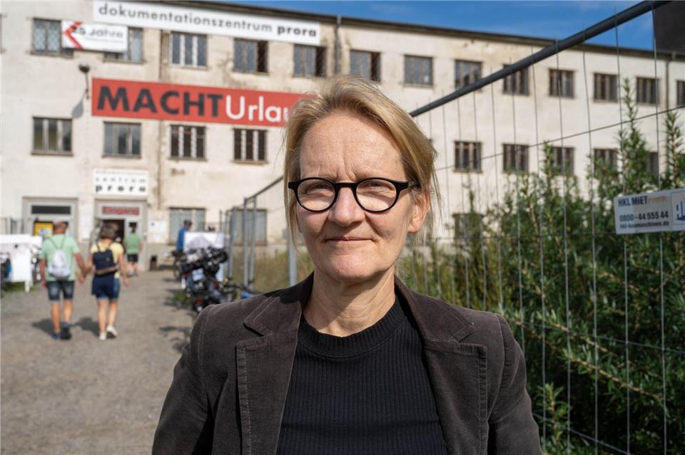 Katja Lucke leitet das Dokumentationszentrum Prora und bezeichnet es zum 25-Jubiläum als Erfolgsgeschichte.Stefan Sauer/dpa