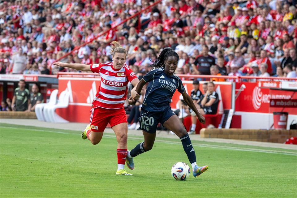 Katja Orschmann (l) verlässt Union Berlin zum dritten Mal. (Archivbild)Matthias Koch/dpa