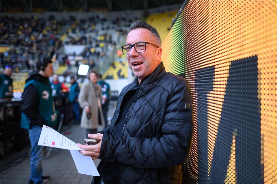 Kauczinski ist neuer Trainer bei den Löwen. (Archivbild)Robert Michael/dpa/ZB