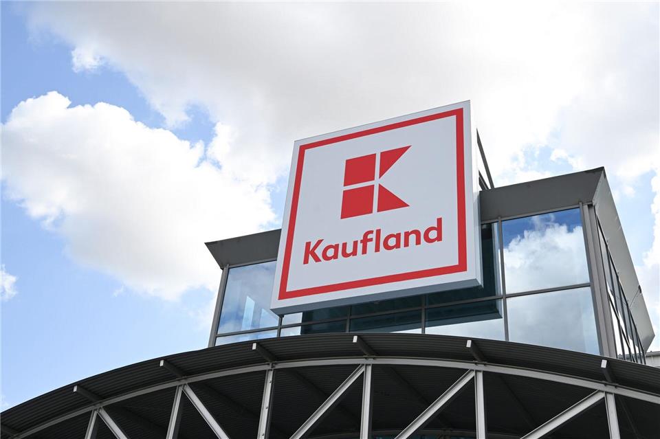 Kaufland ruf Spinat zurück. (Symbolbild)Bernd Weißbrod/dpa