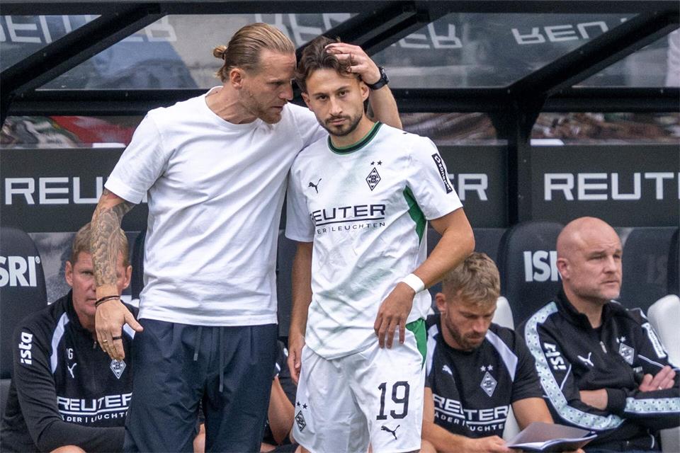 Kaum da, schon verletzt: Nicolas Kühn (rechts). David Inderlied/dpa