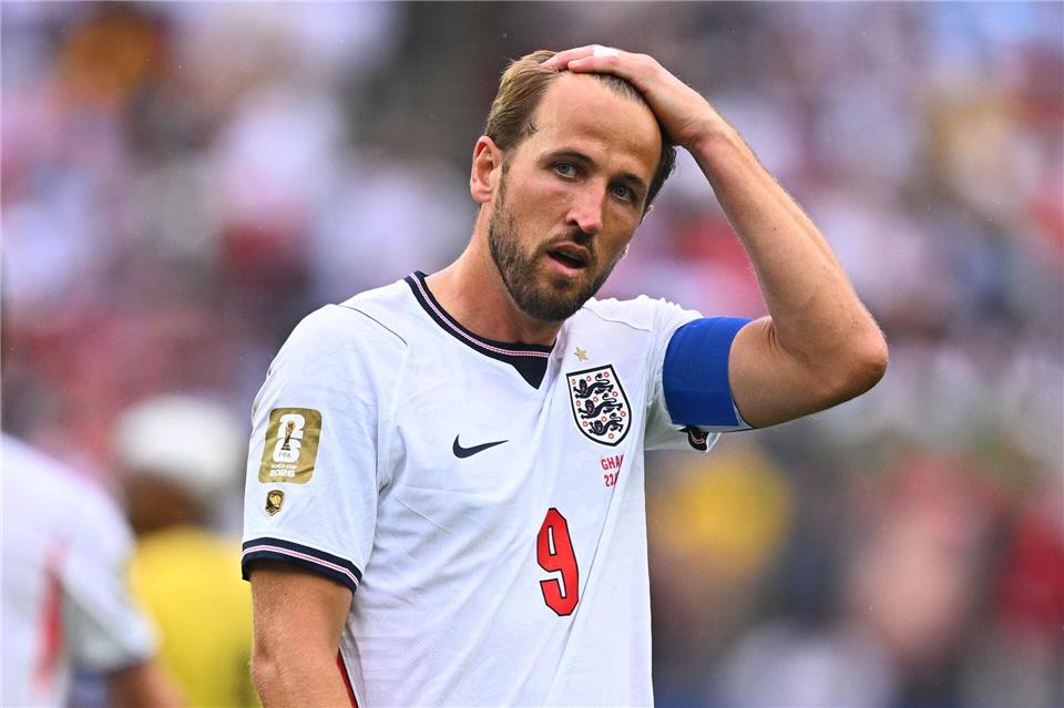 Kein Faktor bis zur Pause: Englands Superstürmer Harry Kane. Tom Weller/dpa