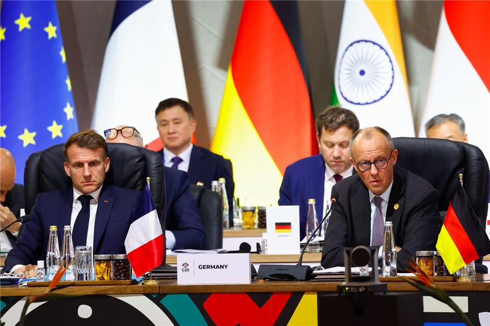 Keine erzwungene Kapitulation: Der französische Präsident Emmanuel Macron und Kanzler Friedrich Merz wollen versuchen, das Schlimmste zu verhindern.Thomas Mukoya/Pool Reuters/AP/dpa