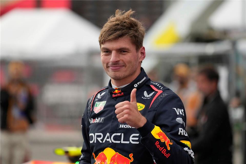 Keiner war schneller: Verstappen startet in Baku von der Pole. Darko Bandic/AP/dpa