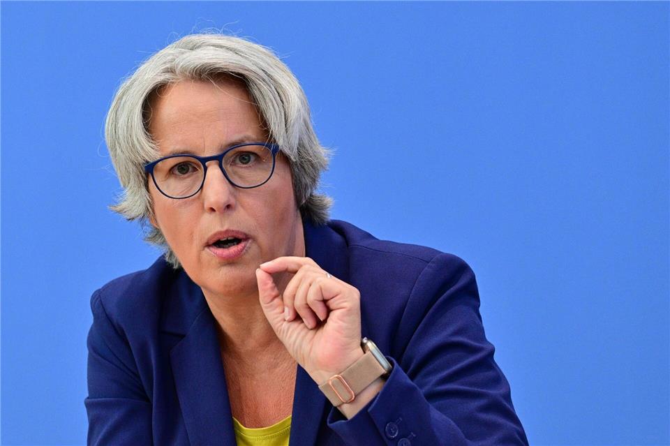 Kerstin Claus ist seit 2022 die Unabhängige Bundesbeauftragte gegen sexuellen Missbrauch von Kindern und Jugendlichen. (Archivfoto)Sebastian Christoph Gollnow/dpa