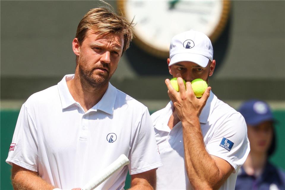 Kevin Krawietz (l) und Tim Pütz (r) verlieren im Wimbledon-Halbfinale.Frank Molter/dpa
