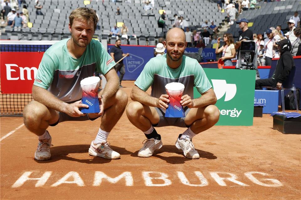 Kevin Krawietz (l) und Tim Pütz siegten zum dritten Mal gemeinsam in Hamburg.Georg Wendt/dpa