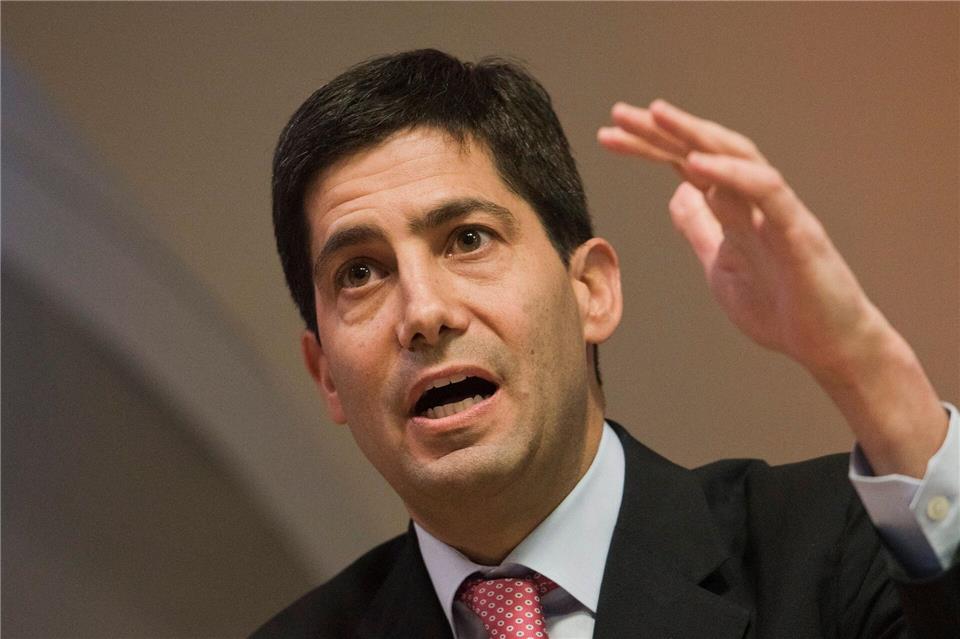 Kevin Warsh soll nach dem Wunsch von US-Präsident Trump neuer Fed-Chef werden. (Archivfoto)Will Oliver/EPA/dpa