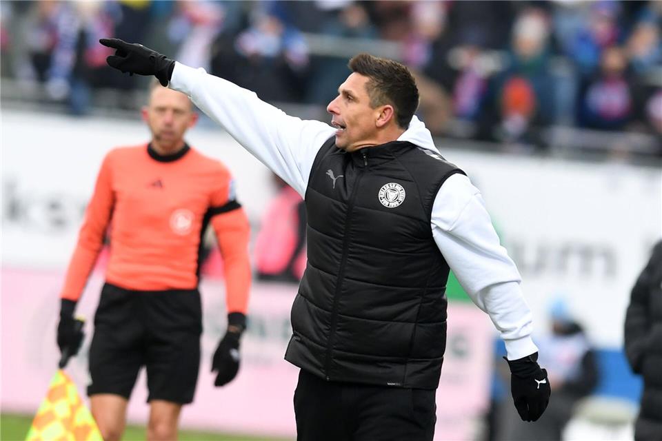 Kiels Trainer Marcel Rapp. Daniel Bockwoldt/dpa