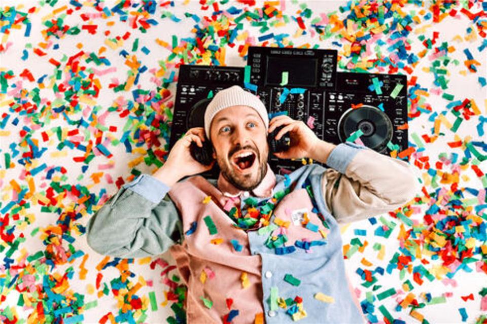 Kinderstar Nilsen wird auch eine Auswahl seiner Hits präsentieren.