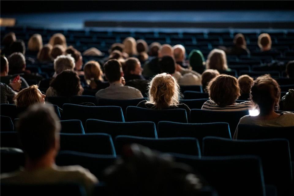 Kino-Säle sind oft nur bei Blockbuster-Filmen richtig voll. Fabian Sommer/dpa