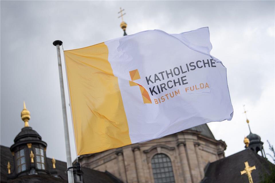Kirchenasyl ist rechtlich nicht geregelt. (Archivbild)Sebastian Gollnow/dpa