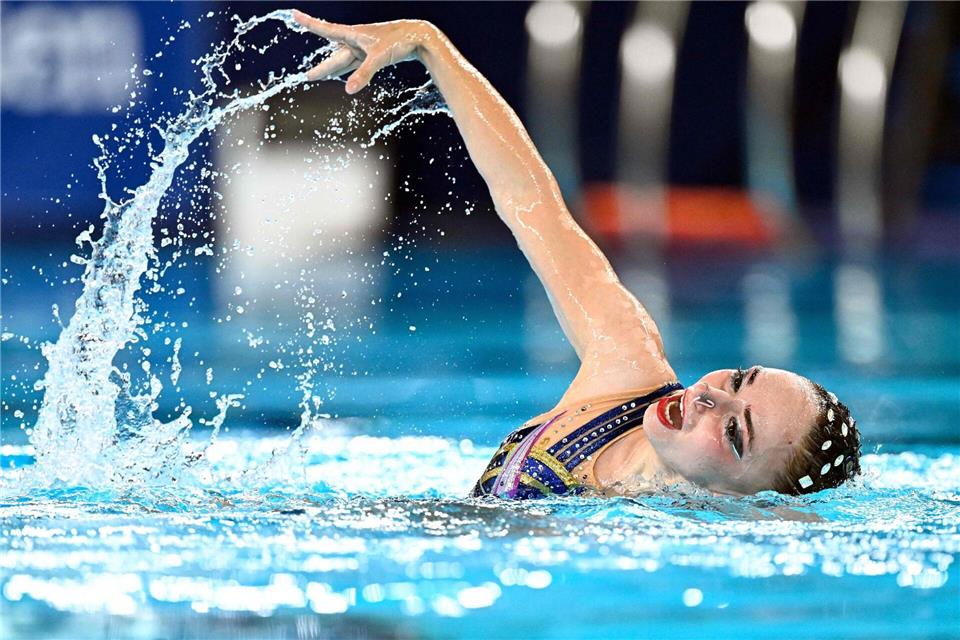 Klara Bleyer gewann bei den Europameisterschaften im Synchronschwimmen Silber in der Freien Kür des Solowettbewerbs.Julien De Rosa/AFP/dpa