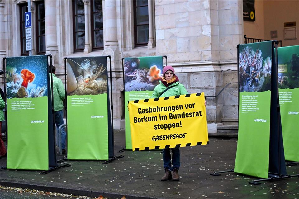 Klare Forderung von Greenpeace an Minister Meyer: „Gasbohrungen vor Borkum im Bundesrat stoppen!“Shireen Broszies/dpa