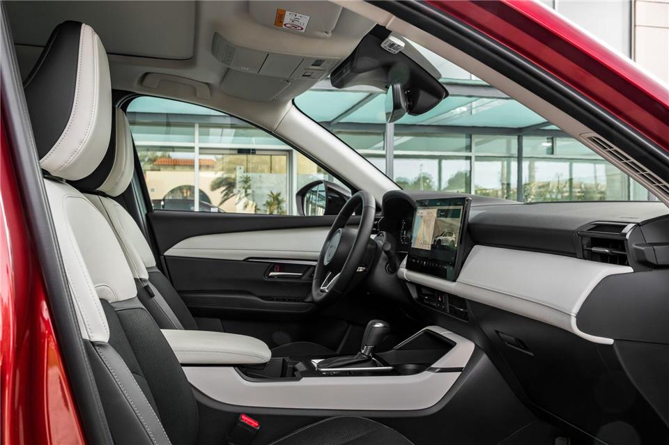 Klassisch gestaltet und digitalisiert, wo nötig: So lässt sich der Gesamteindruck der Schaltzentrale zusammenfassen.Mazda/dpa-tmn