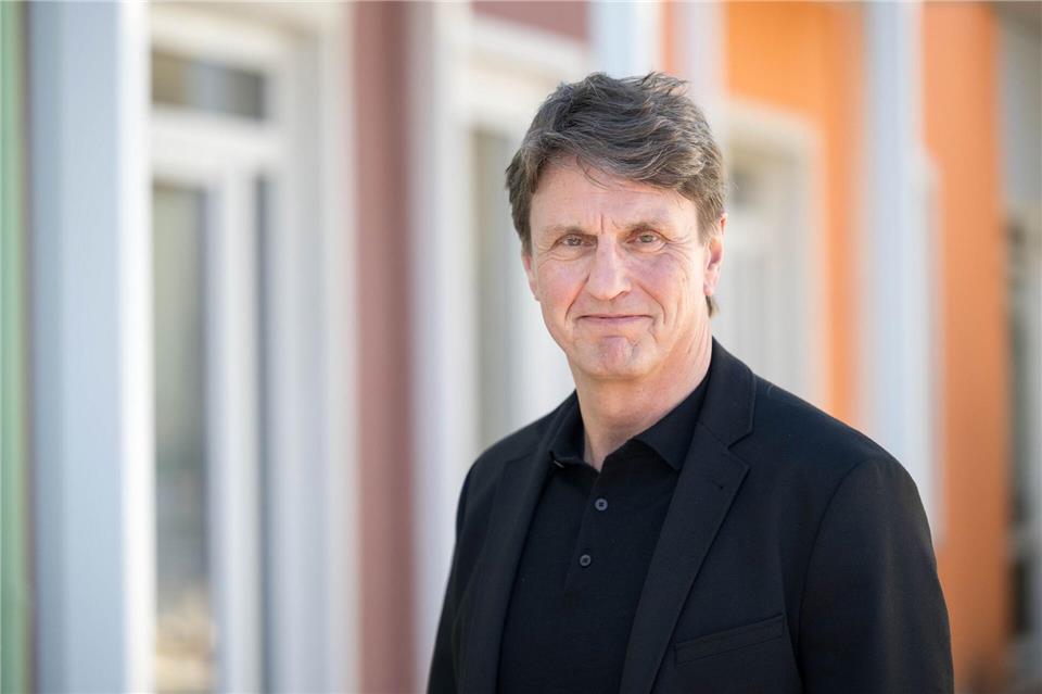 Klaus Dierker, Präsident der Landesaufnahmebehörde Niedersachsen: Weniger Asylbewerber, aber mehr Menschen aus der Ukraine kommen nach Niedersachsen. (Archivbild)Sina Schuldt/dpa