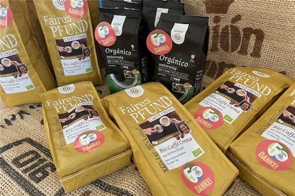 Klaus Kriebel setzt sich mit der Eine-Welt-Initiative für fair gehandelte Produkte wie Kaffee ein.