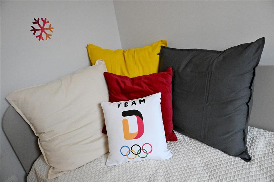 Klein, aber fein sind die Räume im olympischen Dorf in Mailand.Peter Kneffel/dpa