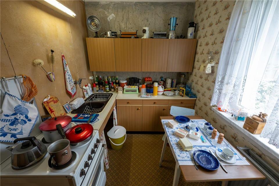 Kleine Zeitreise in eine Typische WBS-70-Wohnung.Soeren Stache/dpa