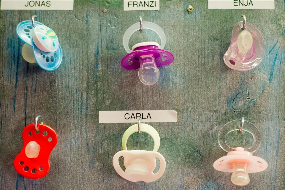 Kleinkinder brauchen ebenso eine intensivere Betreuung wie Kinder mit nichtdeutscher Muttersprache oder einer Behinderung. (Symbolbild)picture alliance / dpa