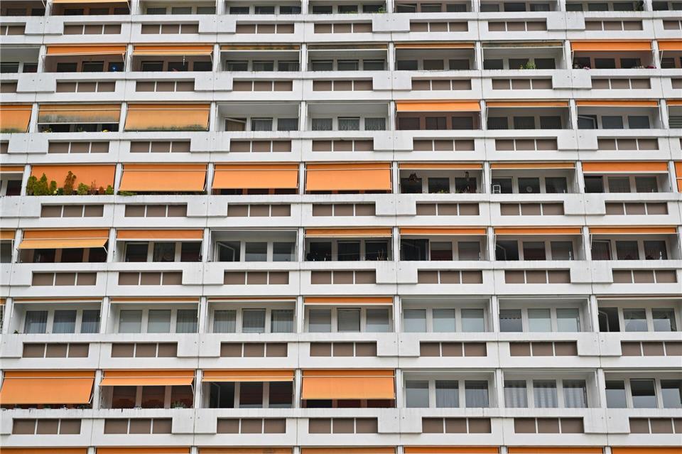Knapp 12 Prozent der Menschen in Deutschland leben in beengten WohnungenPatrick Pleul/dpa