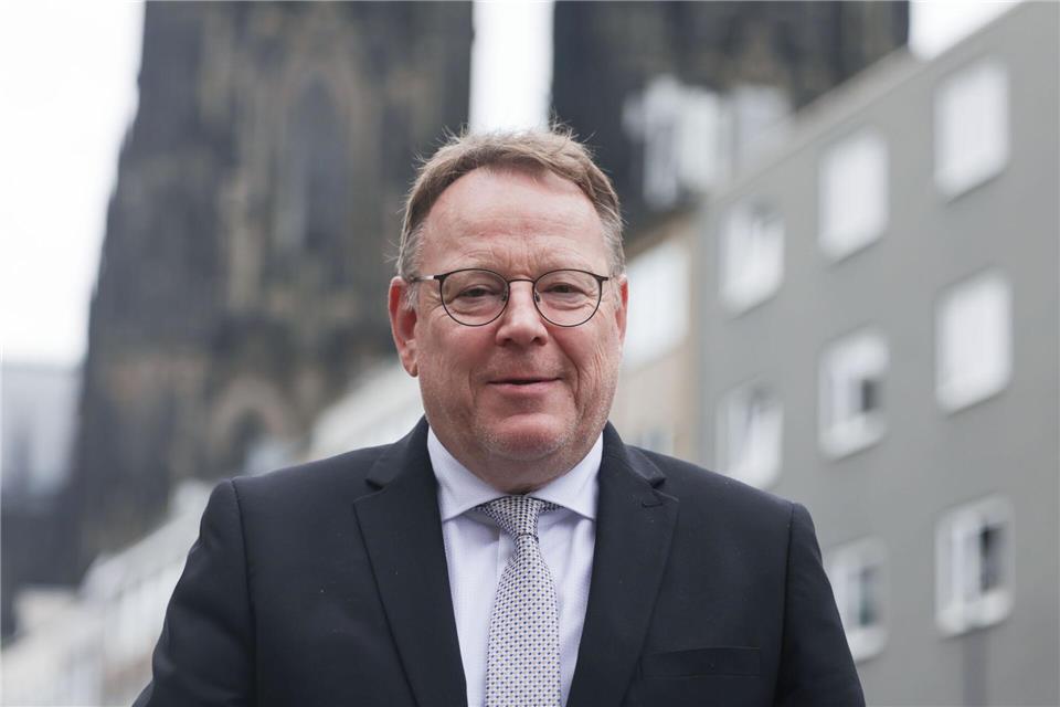 Kölns OB Torsten Burmester (SPD) ist enttäuscht von der Absage der Landesregierung. (Archivbild)Oliver Berg/dpa